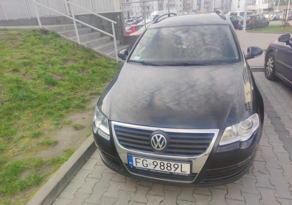 Volkswagen Passat cena 16000 przebieg: 320000, rok produkcji 2006 z Otwock małe 22